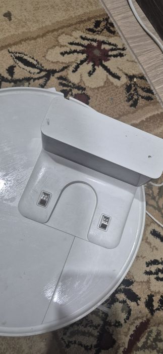 Продам робот пылесос