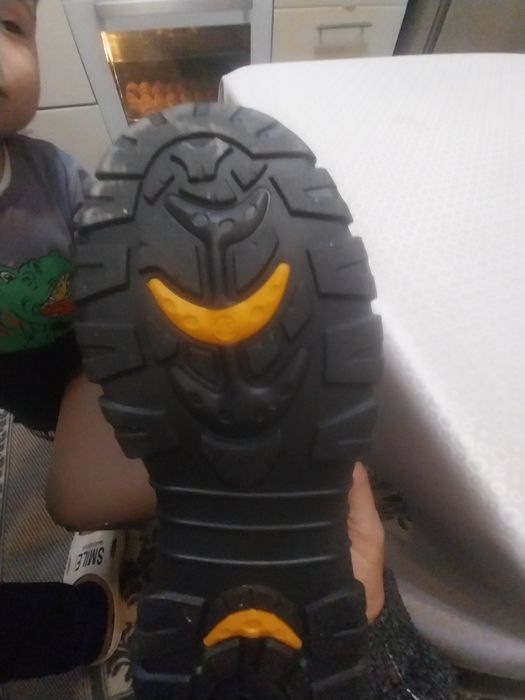 Осенние ботинки 12000 размер 42