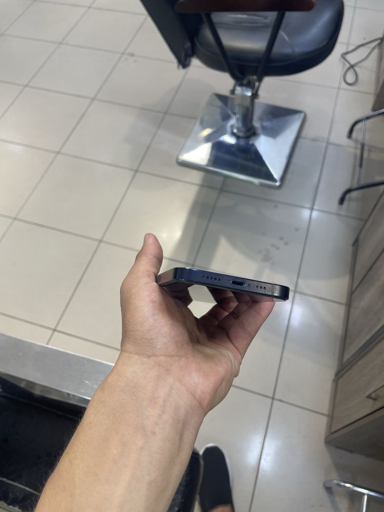 Iphone 12   128 tali