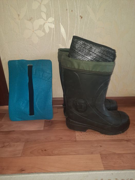 Резиновый сапог сатылады 5000 теңге