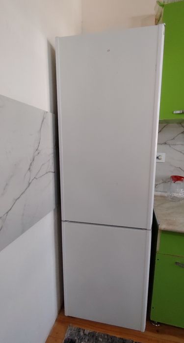 Холодильник - 2 м