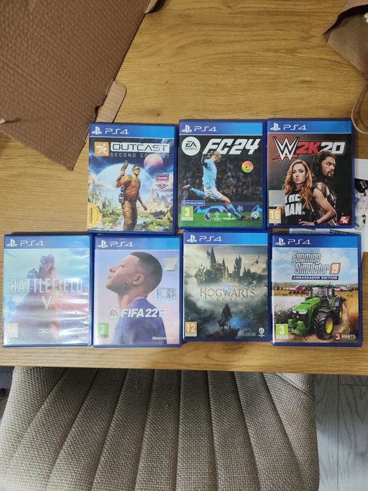 Vand ps4 playstation 4 + volan + 2 controllere + 6 jocuri + chiller