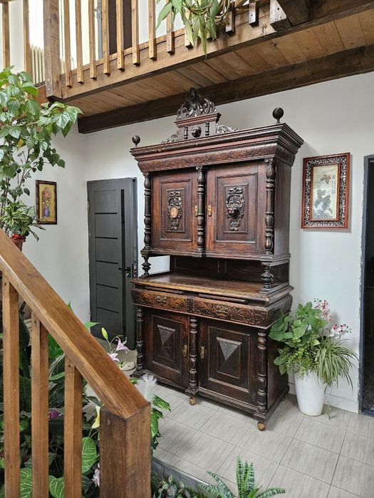 Продажа антиквариат  мебель