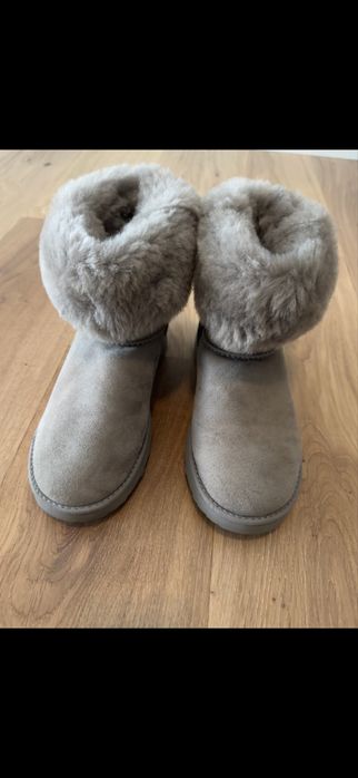 Vand ugg,in stare excelenta,nr 36