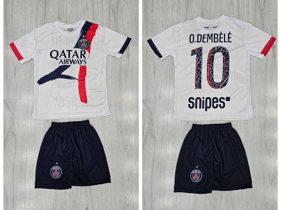 Tricou+pantaloni scurti de fotbal pt copii