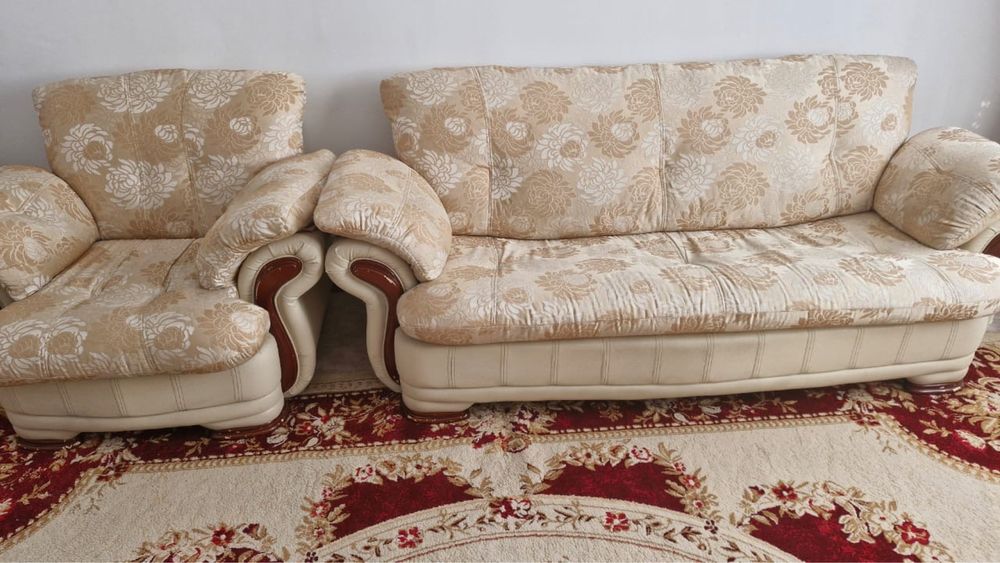 Диван,двойка и кресло