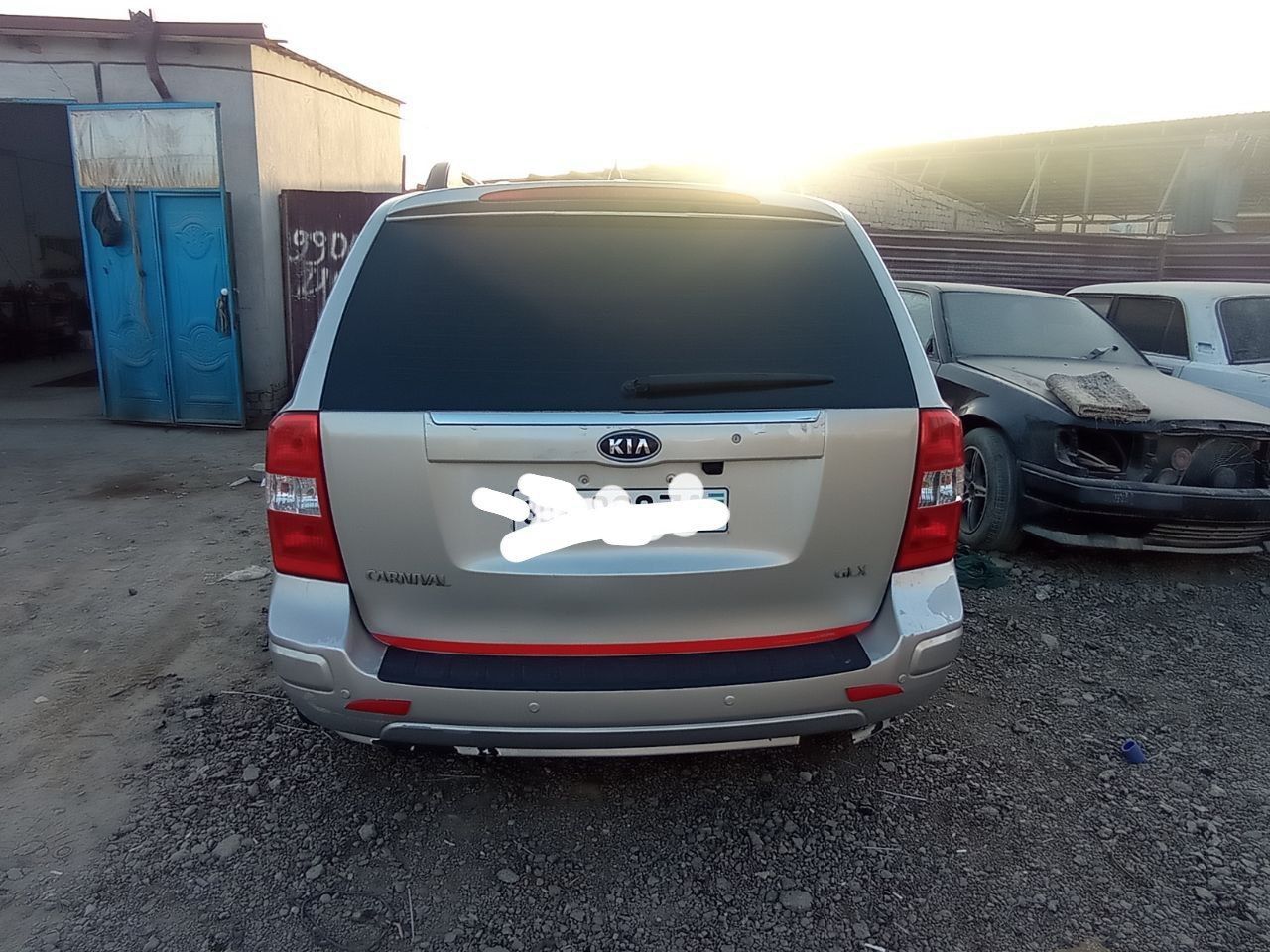 Kia Carnival benzin