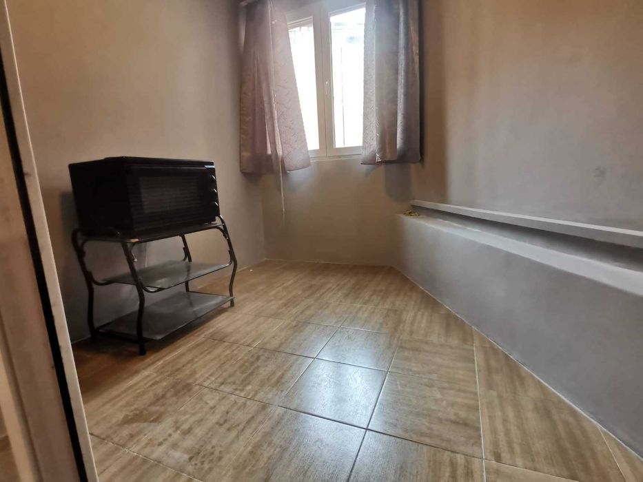 Продава се Едностаен апартамент в Бургас, Меден рудник - зона А - 42 кв.м за 510 €/кв.м - Снимка #3