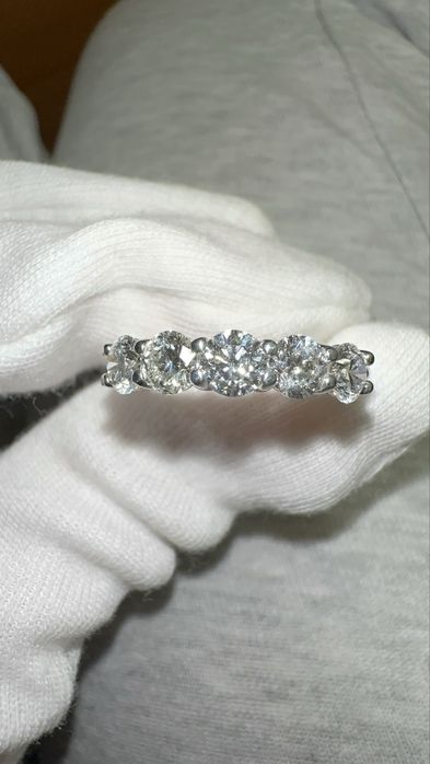 брилиантовое cvd с золотом 750