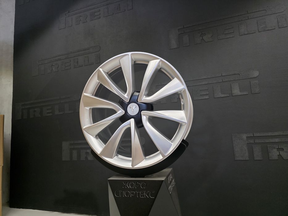 19цола 5x114.3 Tesla Model Y Тесла Модел 3