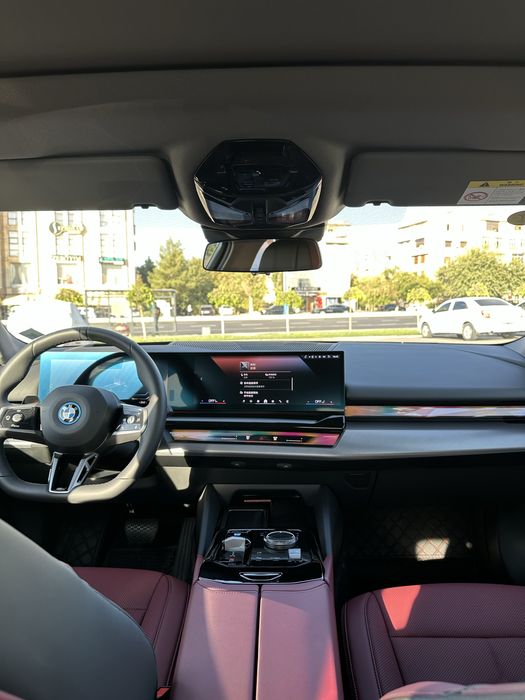 BMW I5 40L 2025 йил янги. Дор опциялари бор. нотариусга тайёр
