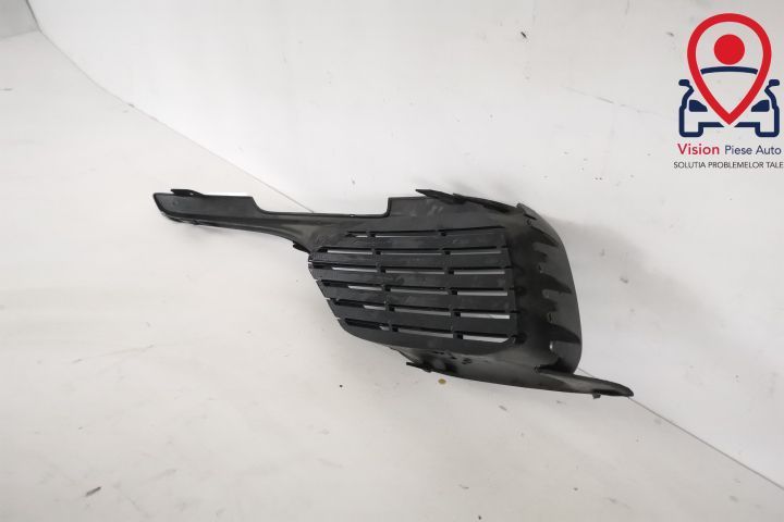 Grila Proiector Laterala Stanga Originala In Stare Buna Peugeot  308 T