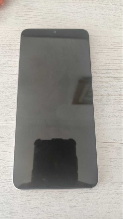 Samsung A05 неработеща платка,много запазен,за части