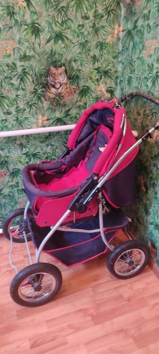 Детская удобная коляска для детей!