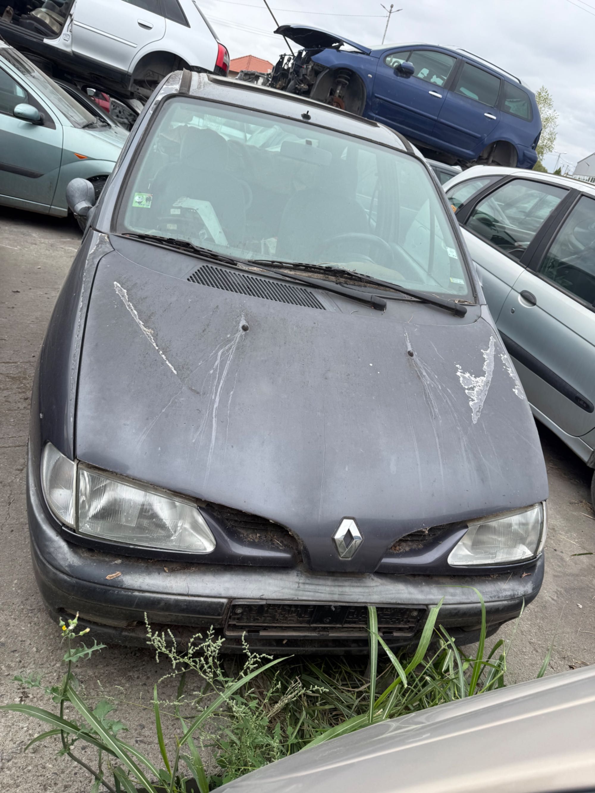 На части Renault Megane Scenic  / Рено Меган Сценик 1.6i - 2.0i - 1.9d