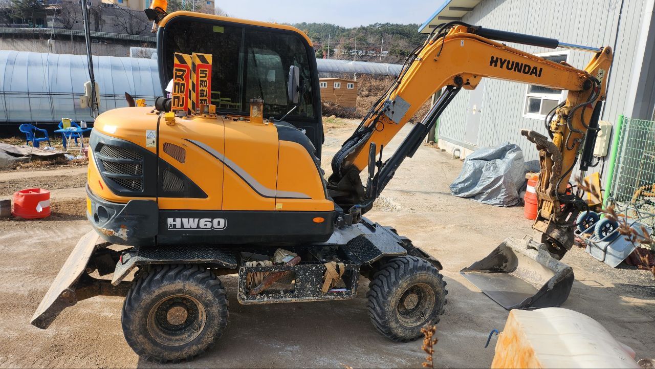 Hyundai ekskavator 60