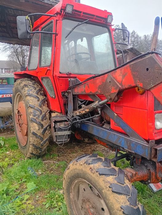 Vând tractor LTZ 55