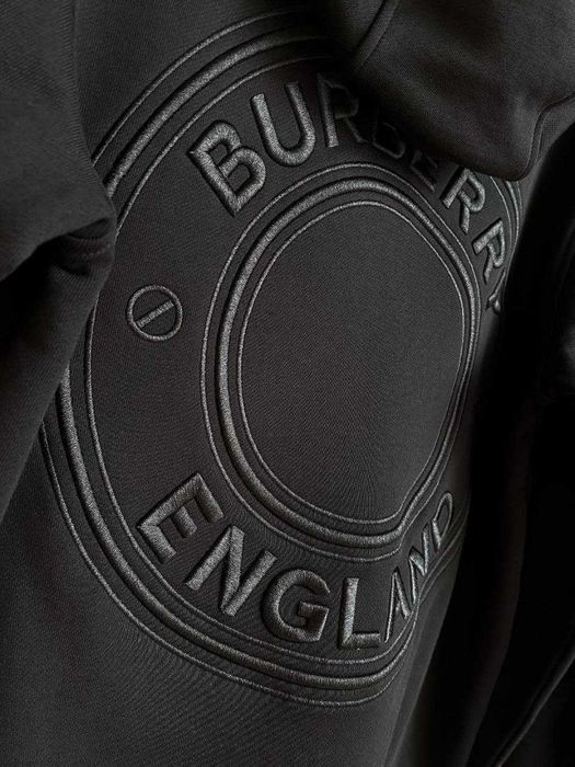 Мъжки Екип Burberry две части модел 2025