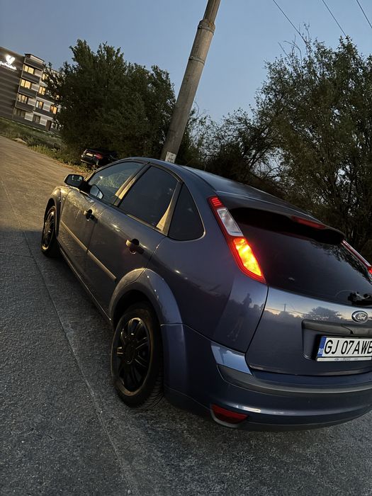 Vând ford focus 2 1.6 tdci