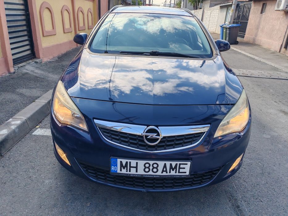 Opel Astra J Sport tourer 1.7 cdti 2011 Euro 5