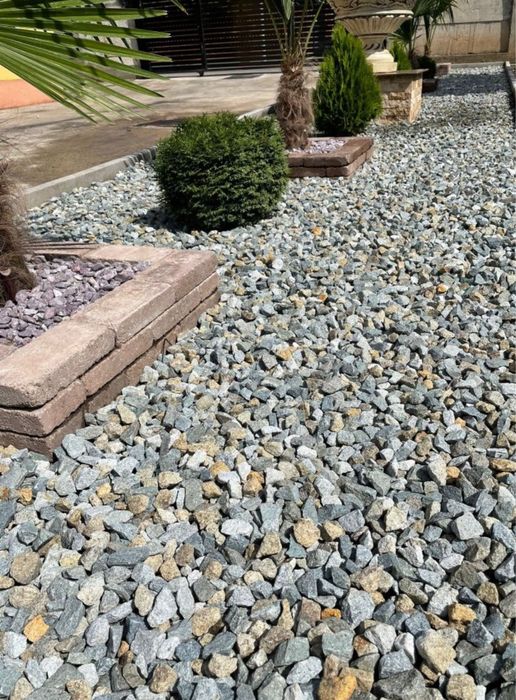 Vand piatra nisip pamant vegetal