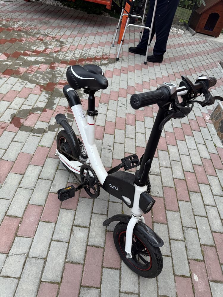 Bicicleta electrica OUXI V1