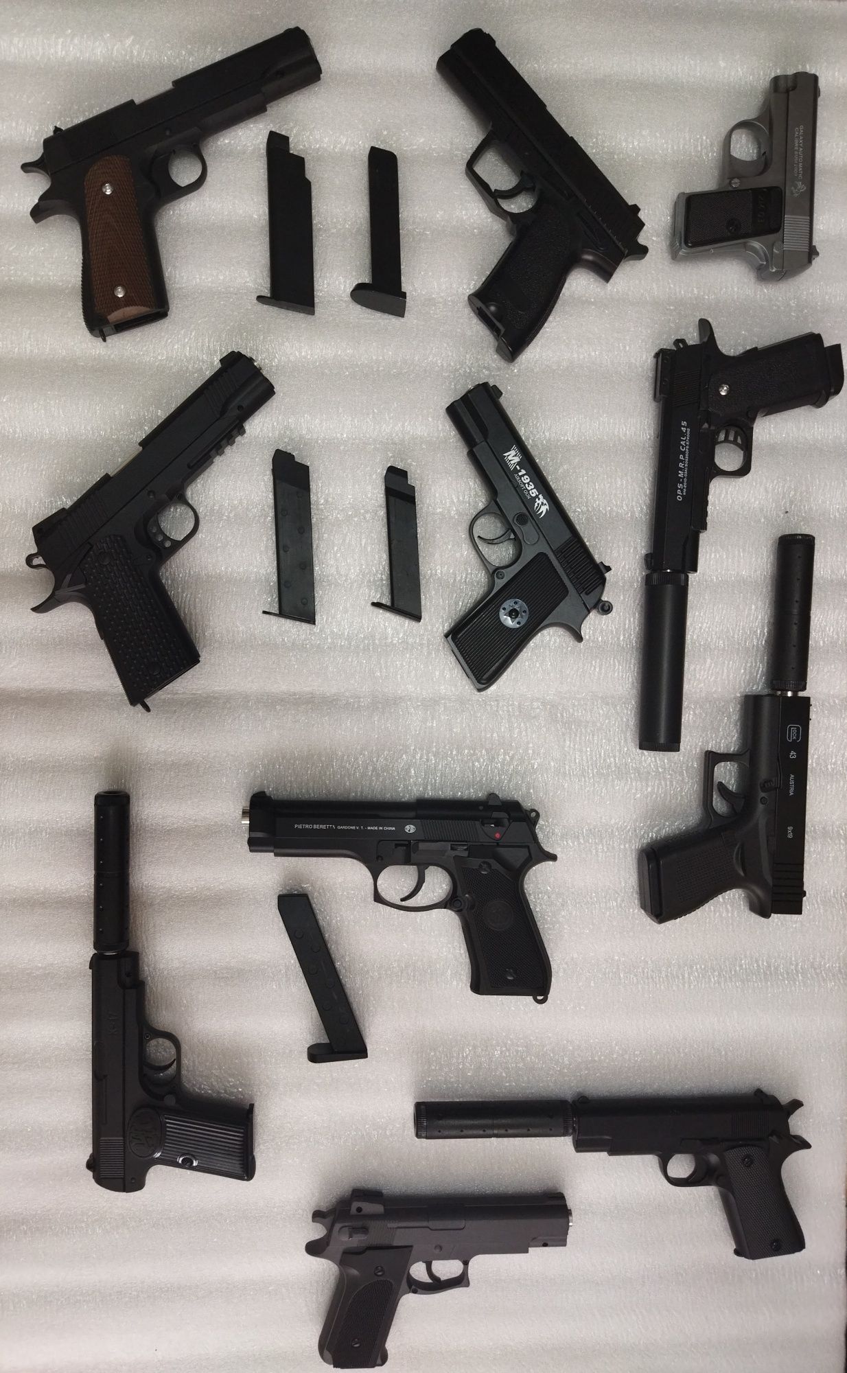 Страйкбол пистолет airsoft gun Железный пистолет