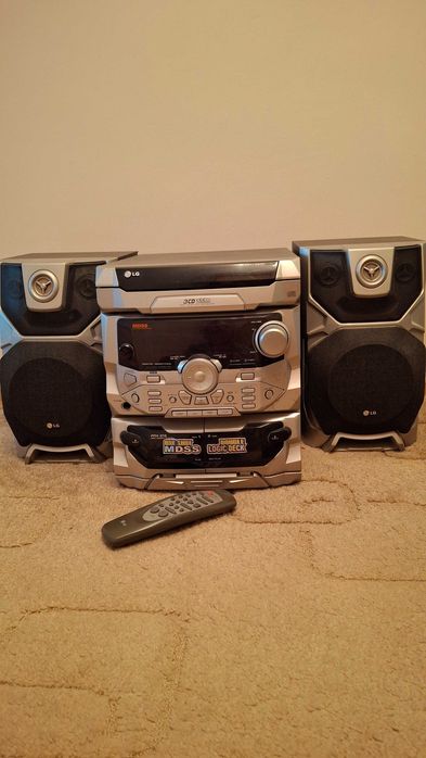 Музыкальный центр LG