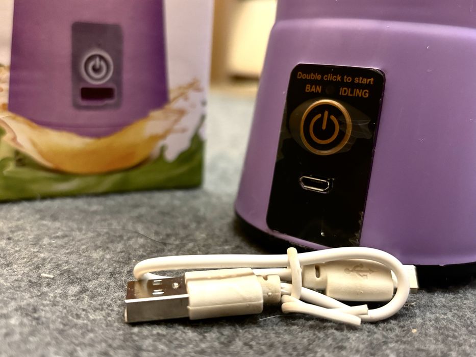 Mini Blender Portabil, 4 Lame Inox, Incarcare USB