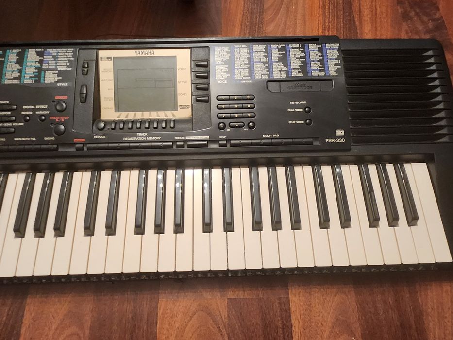 Orga Yamaha psr 330