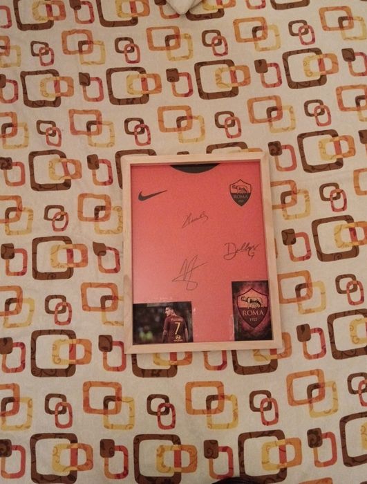 Tricou AS Roma,semnat de Lorenzo Pellegrini,Nicolò Zaniolo,Pau López