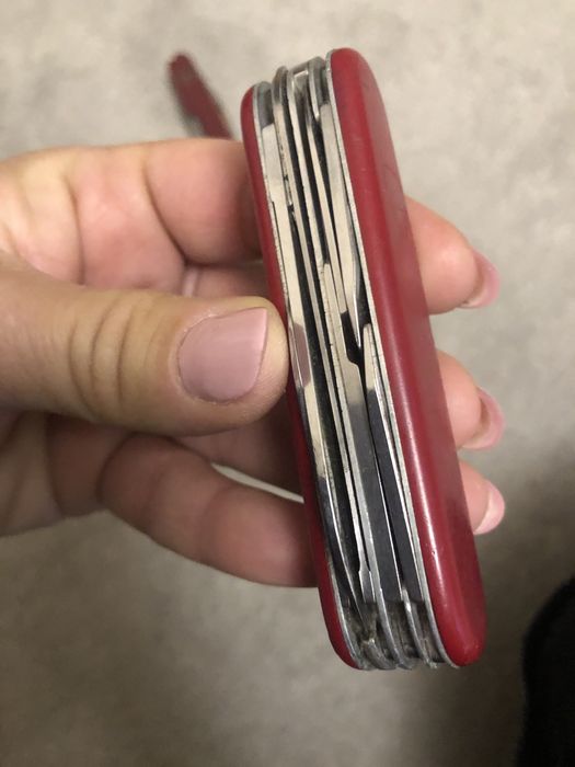 Briceag 8-12 functii