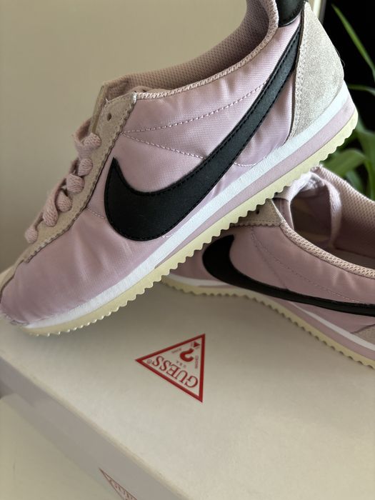 Guess, Nike -маратонки,сникърси