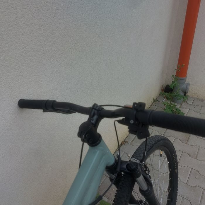 Vând bicicletă Rockrider st500