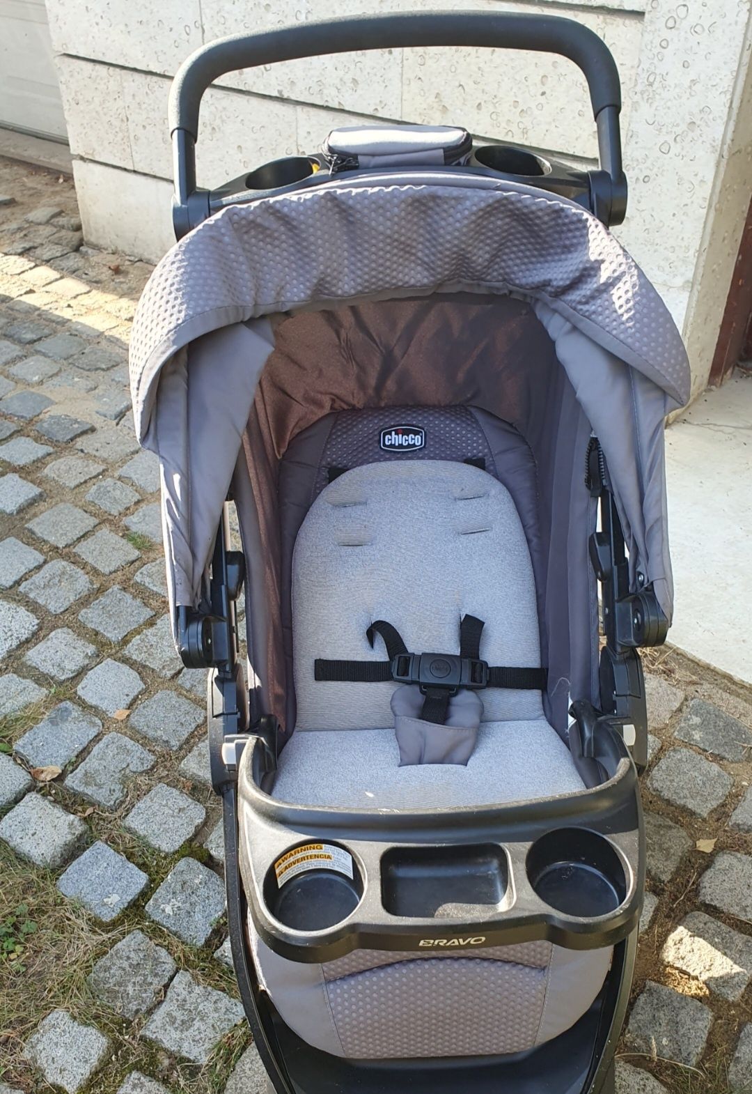 Chicco bravo trio travel system количка 3в1