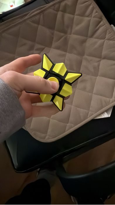 Кубик рубик спинер