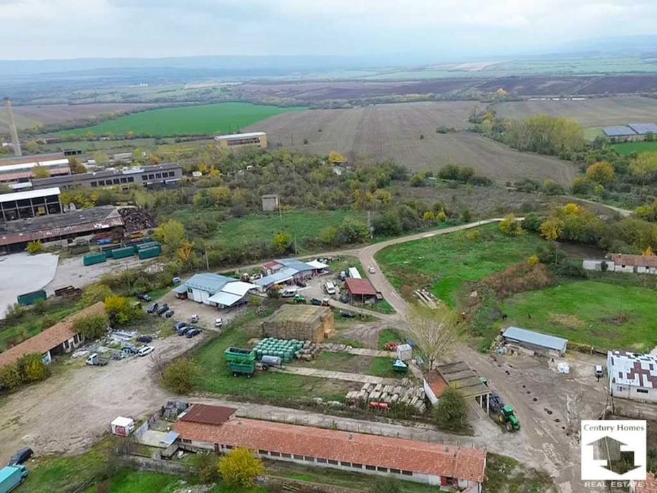 135222 УПИ за производствено-складова дейност в гр. Лясковец