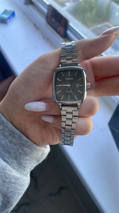 Casio женский часы