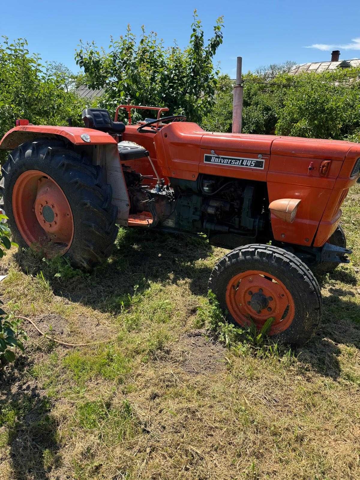 Vand/ schimb tractor Universal 445