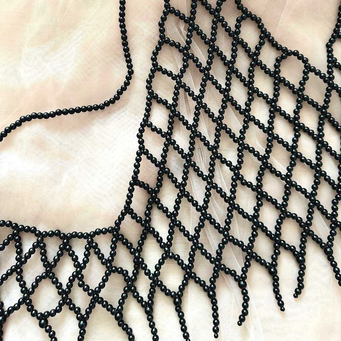 Bluza realizata din margele ideala pentruu accesorizarea tinutelor