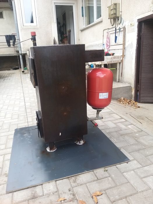 Centrală termică  pe lemne de foc și cărbune