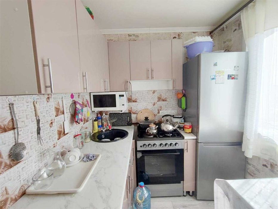 *Продам 3 комн квартиру 14 мкр-н Помощь в ипотеке. Торг