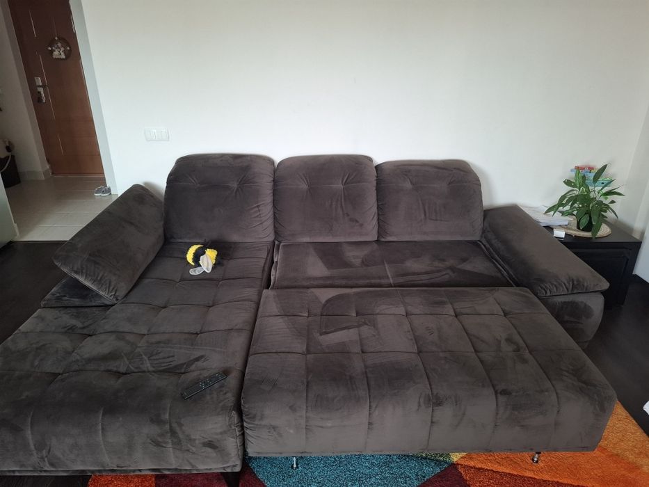 Canapea extensibila 3 locuri