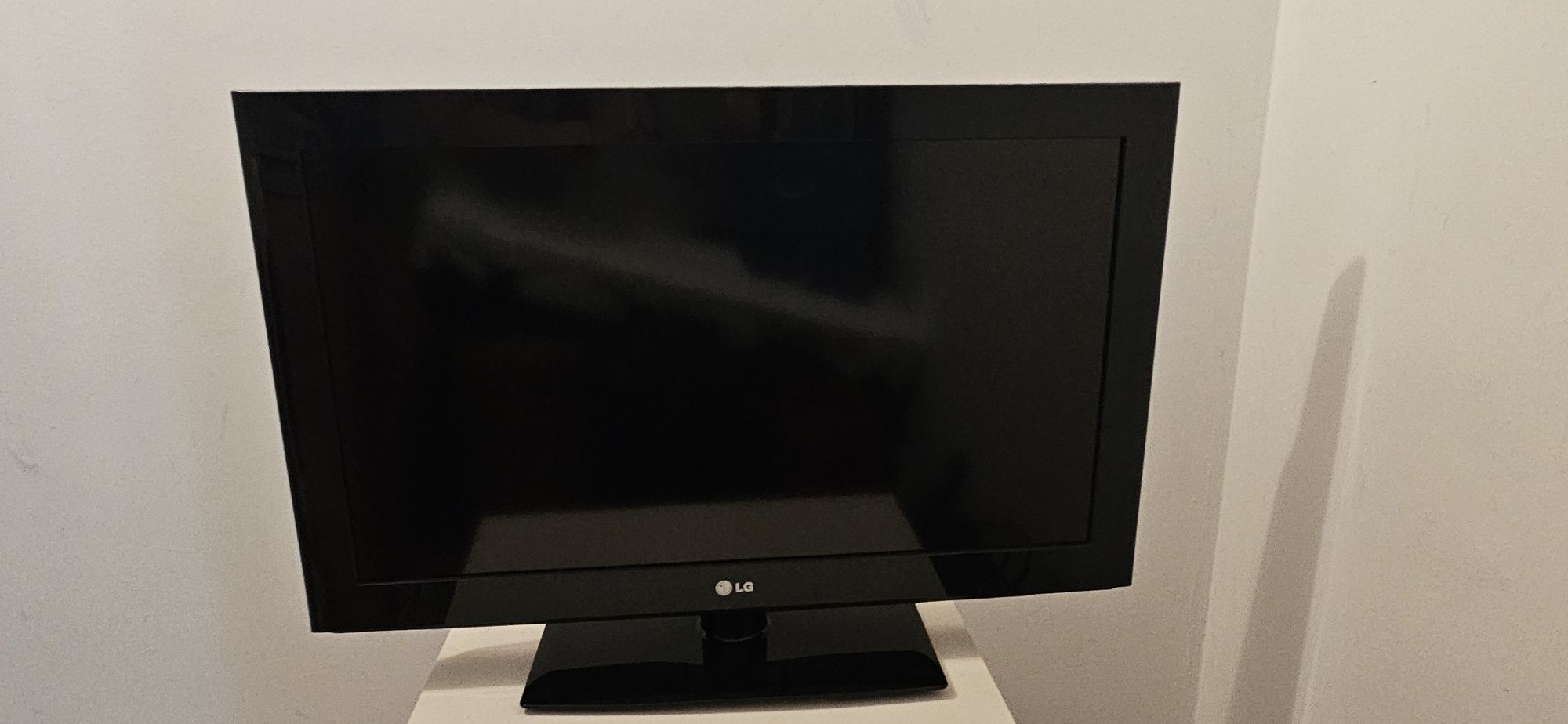 Lcd телевизор LG 32ld565, 32'