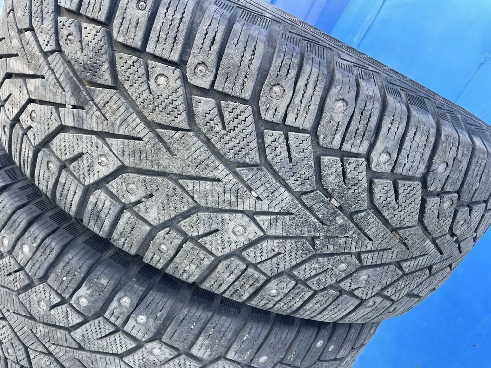 Продам зимнюю резину Gislaved Nord Frost SUV 265/65/R17