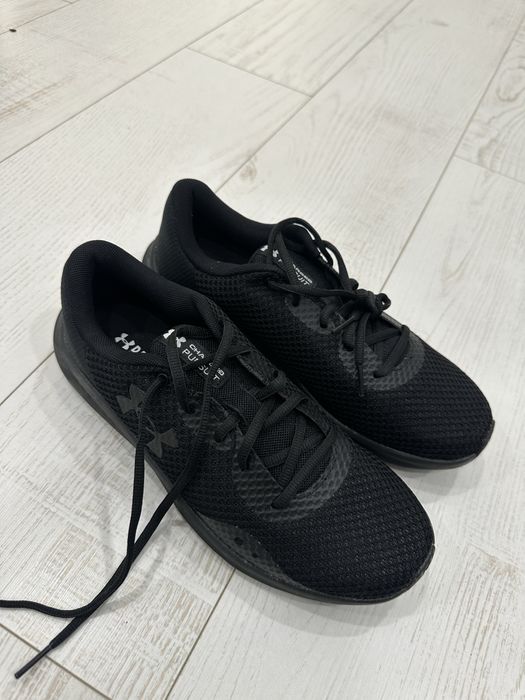 оригинал кроссовки UnderArmour