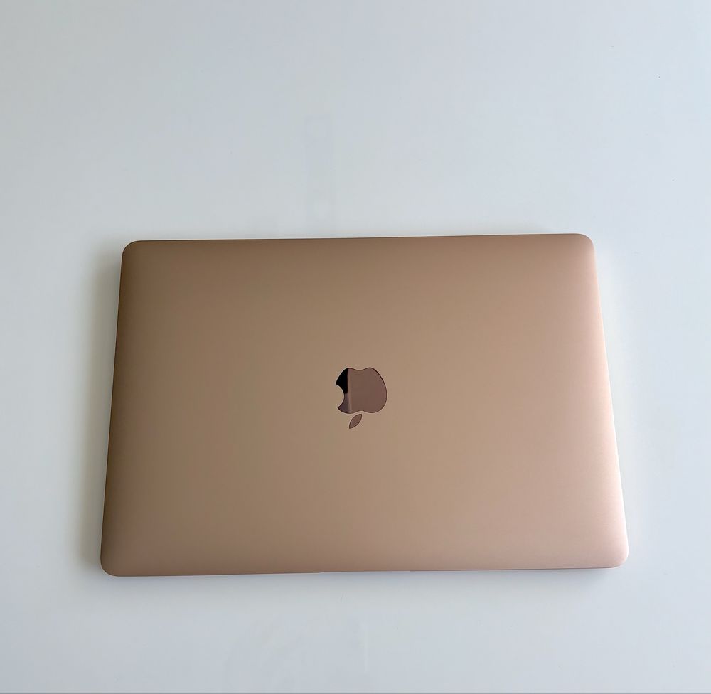 MacBook Air M1 Apple в гаранция