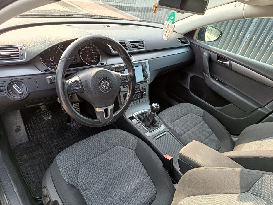 Vând passat B7 2011