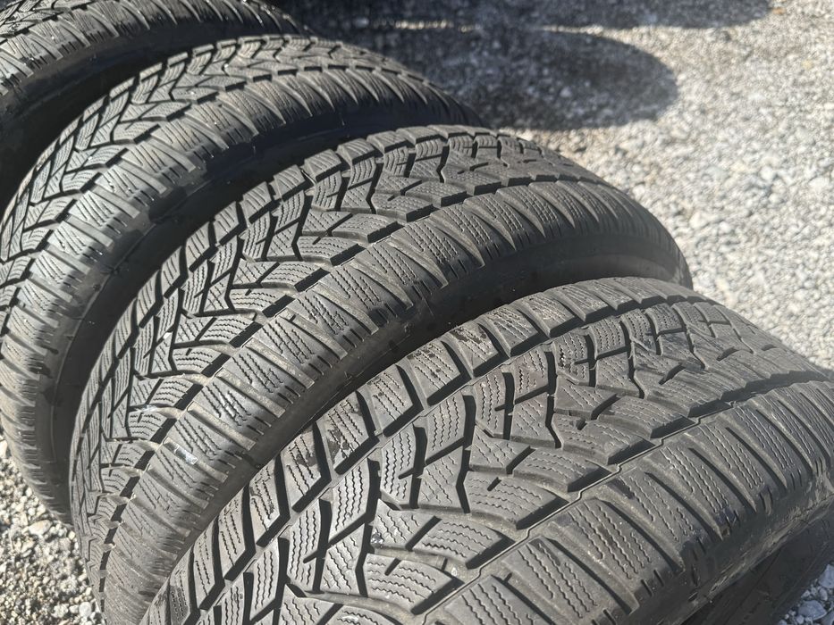 Зимни гуми 215/60/60