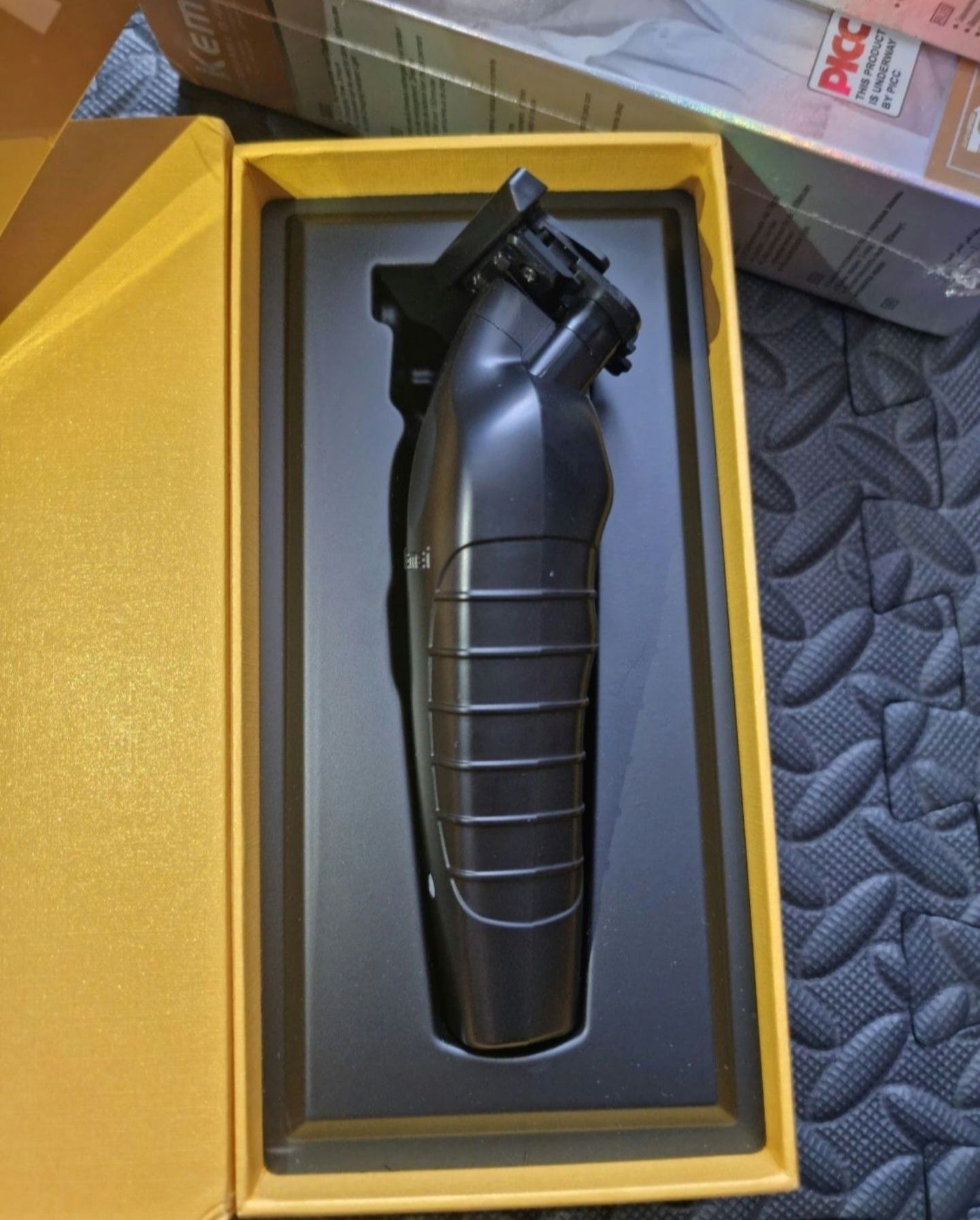Kemei 2299,0mm,profesionala de contur si barba